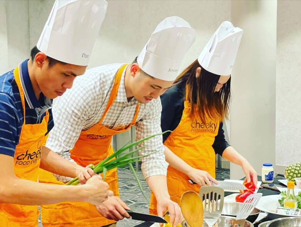 competitive cooking teambuilding activities