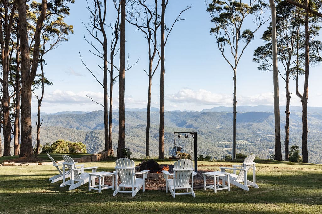 luxury tamborine mountain retreat