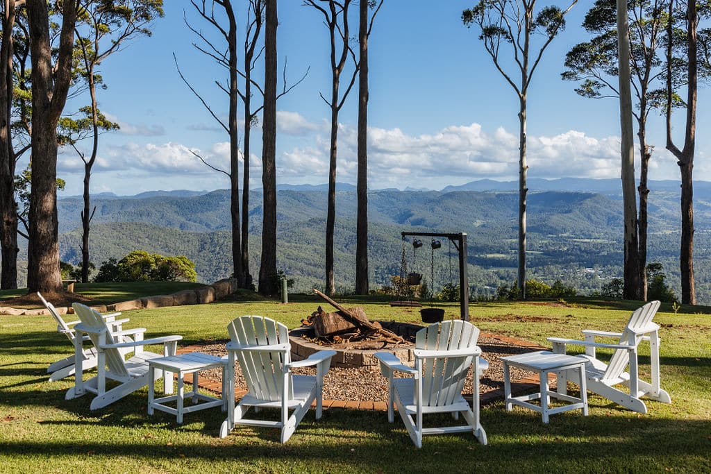 verandah house country estate tamborine mountain views