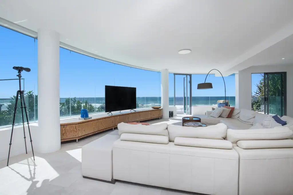 luxury airbnbs gold coast